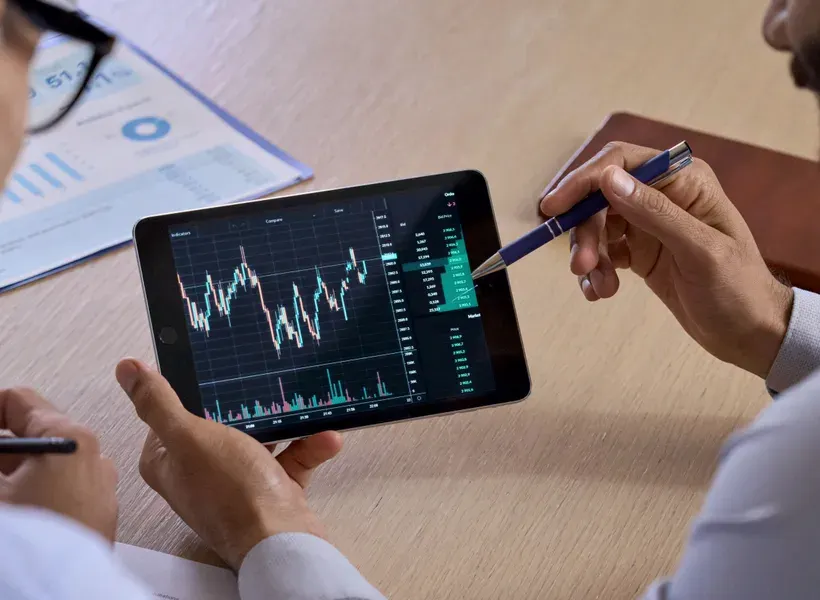 Křišťal Luxoris finanční prostředí